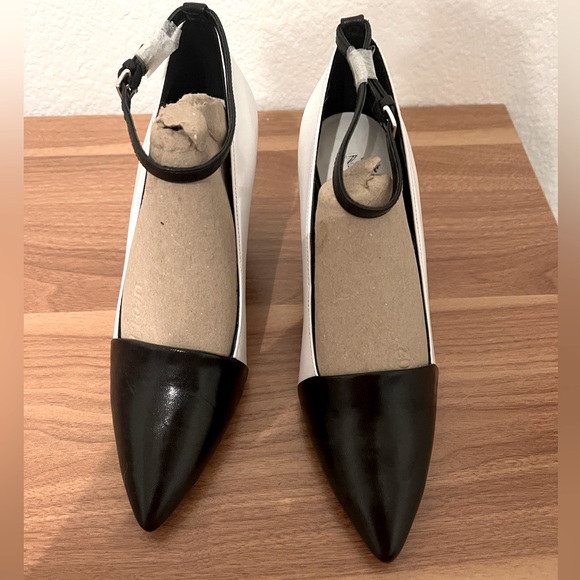 Nine West Wedges - Picture 1 of 14
